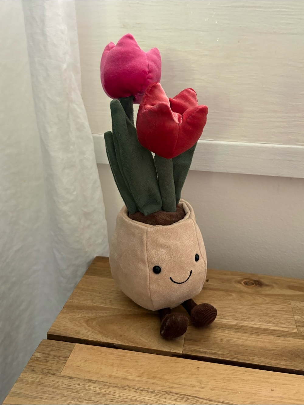 I Am Amuseable Red Tulip — Jellycat Collection - Picture 2 of 8